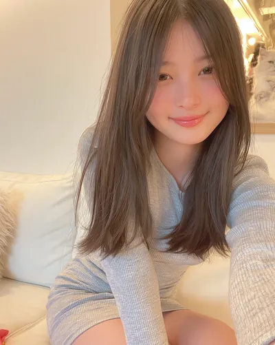 AI 生成人像 f0bf4154588:造型,中长发