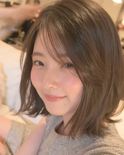 AI 生成人像 f0e261233e0：造型，短发