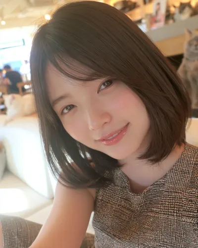 AI 生成人像 f253a8f51ba：造型，短发