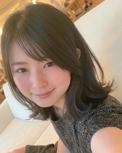 AI 生成人像 f3a5de9efc1：造型，短发