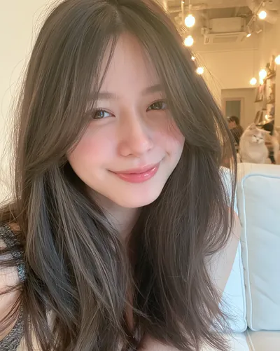 AI 生成人像 f5a55e71ae7:造型,中长发