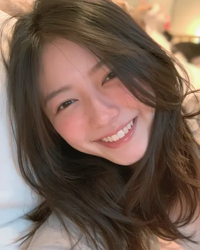 AI 生成人像 f65f591f3dc:造型,长发
