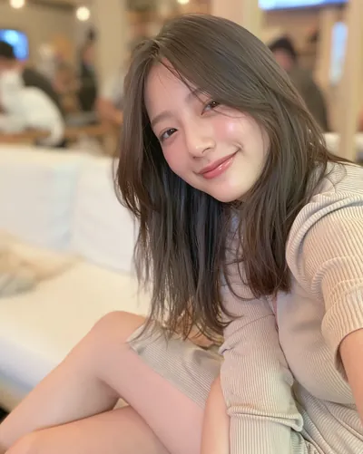 AI 生成人像 f8938dff7f9:造型,中长发